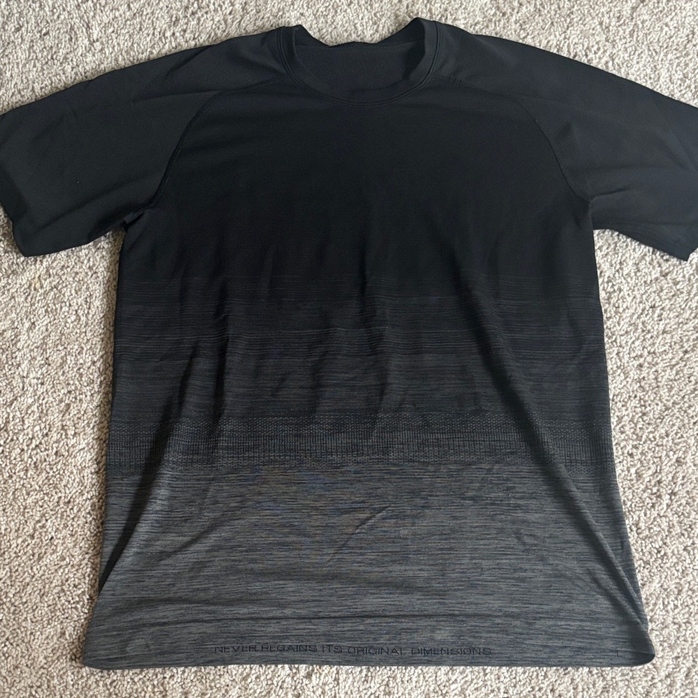 lululemon athletica Black Gradient Short Sleeve Tee